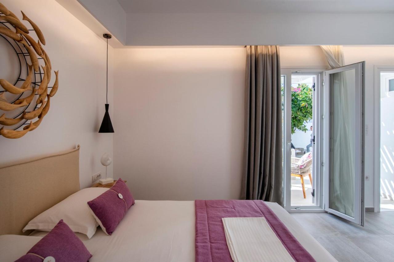 Corina Studios-Apartments Науса Екстериор снимка
