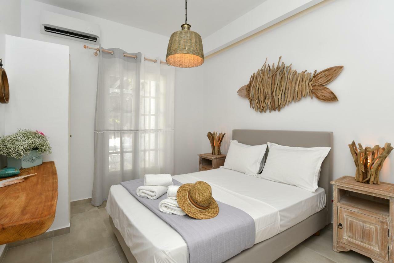 Corina Studios-Apartments Науса Екстериор снимка